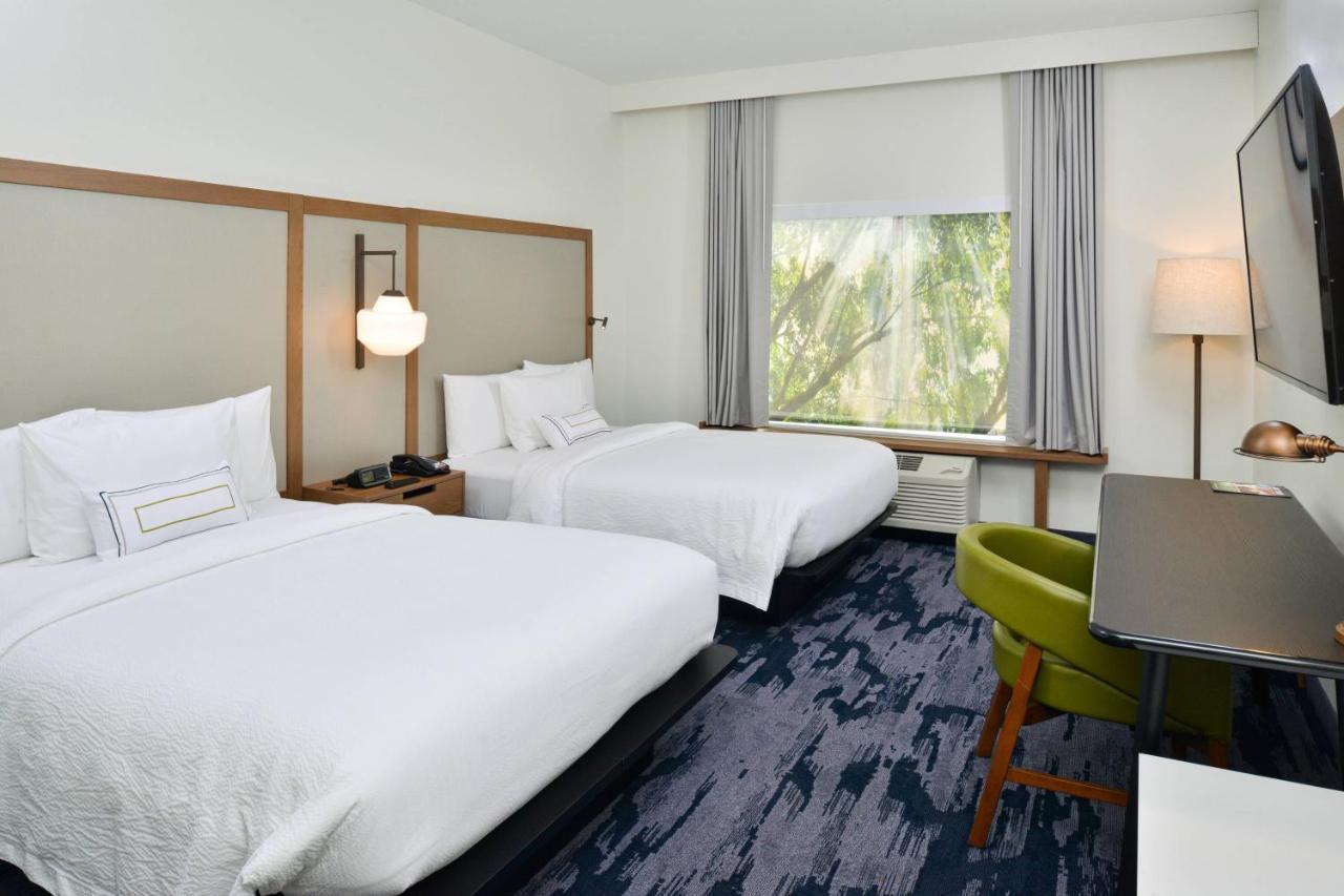 Fairfield Inn & Suites By Marriott Charlotte University Research Park Buitenkant foto